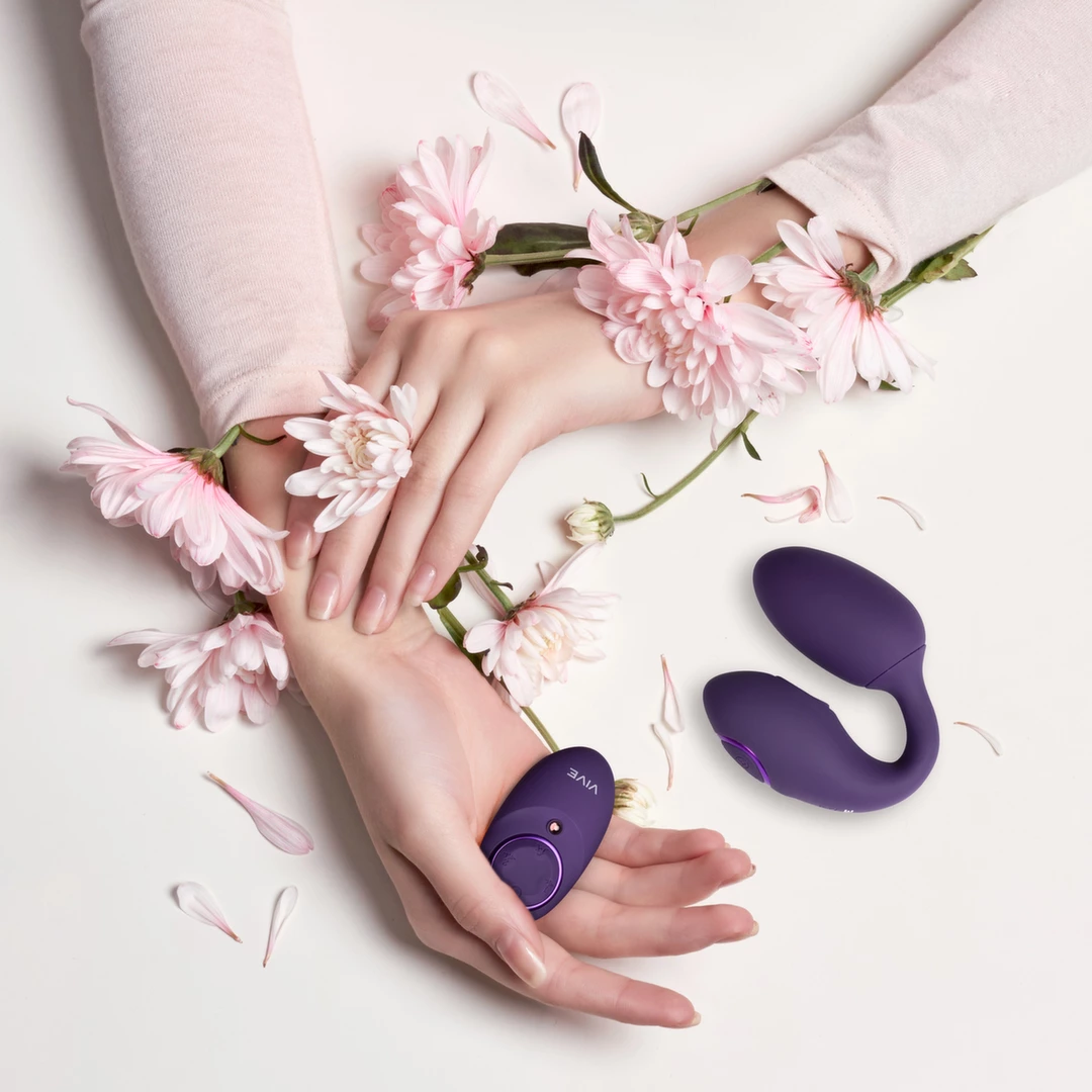 Aika Pulse Wave Dual Motor Wireless Love Egg Purple 5