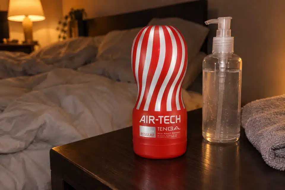Tenga AIR-TECH cup and lube